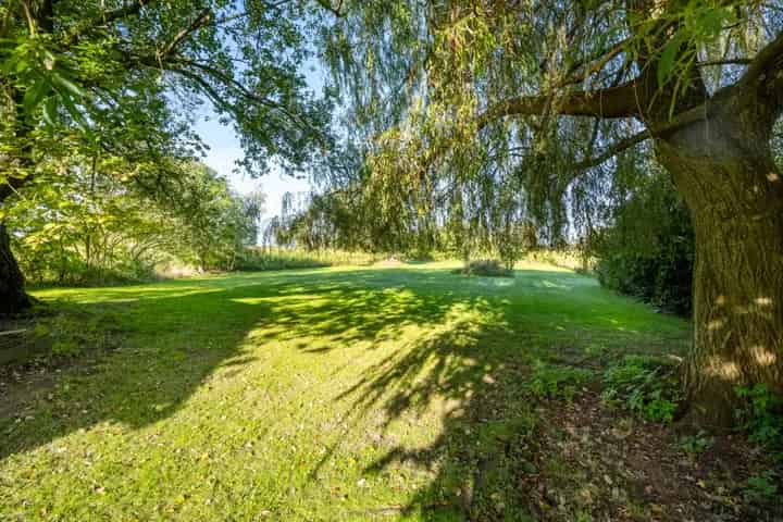 Kantoor te koop in Sint-Lievens-Houtem