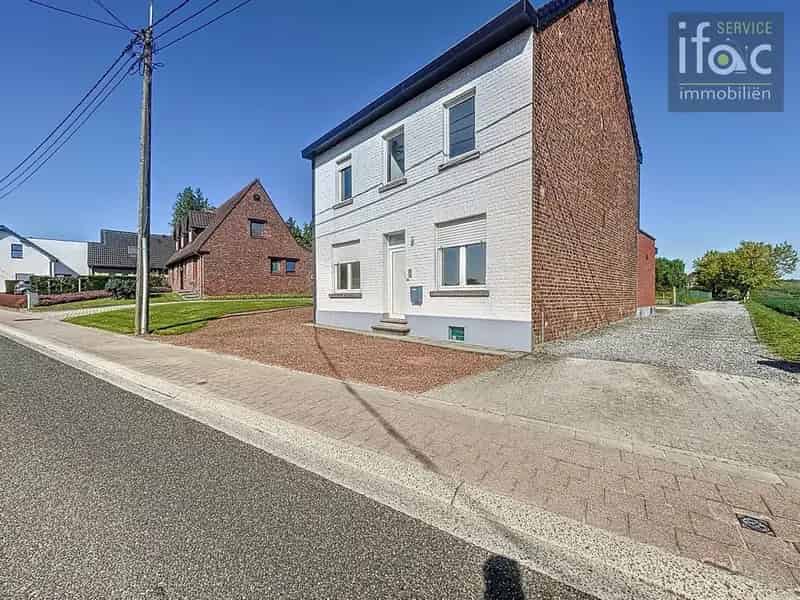 Huis te koop 3 slaapkamers Garage Ruime tuin