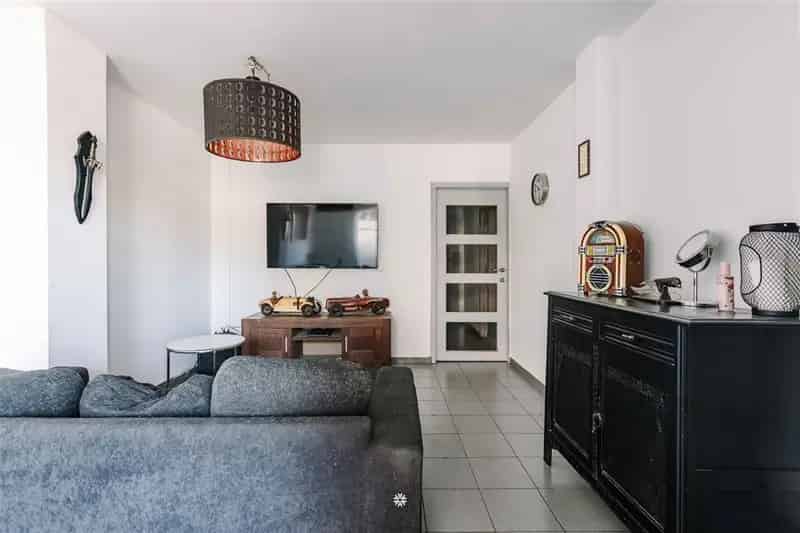 Gelijkvloers appartement te koop in Lede