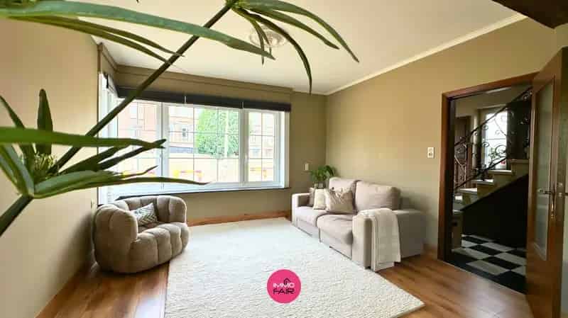 Woning op zuidgericht perceel van 845 m² vlakbij Maastricht