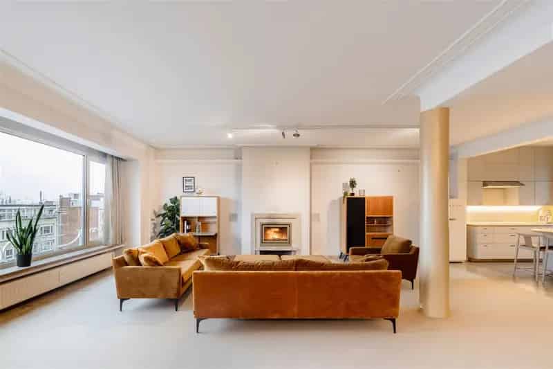 Penthouse met panoramisch terras nabij het Harmoniepark