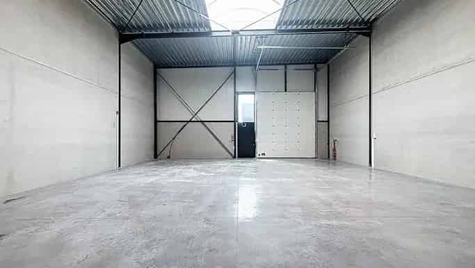 Magazijn te huur in Heirweg 222, Sint-Baafs-Vijve - Dewaele