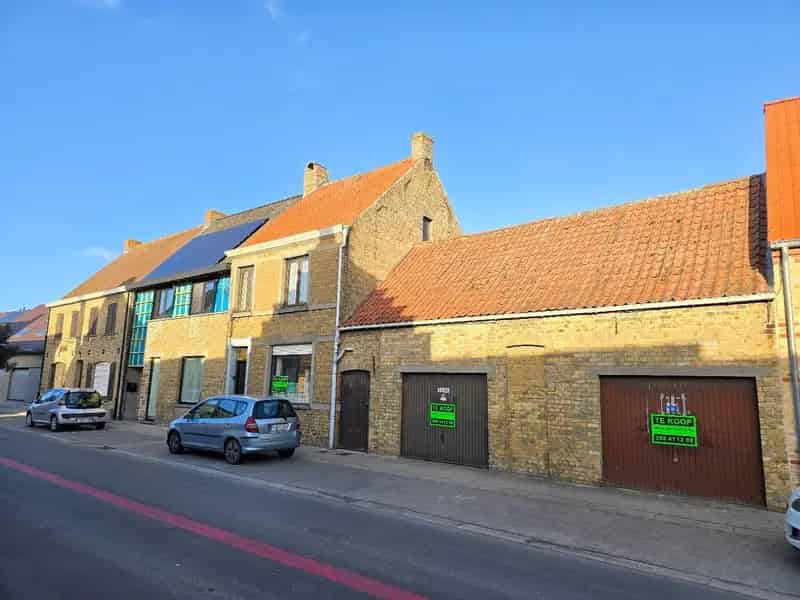 Te renoveren woning 3 slpk's