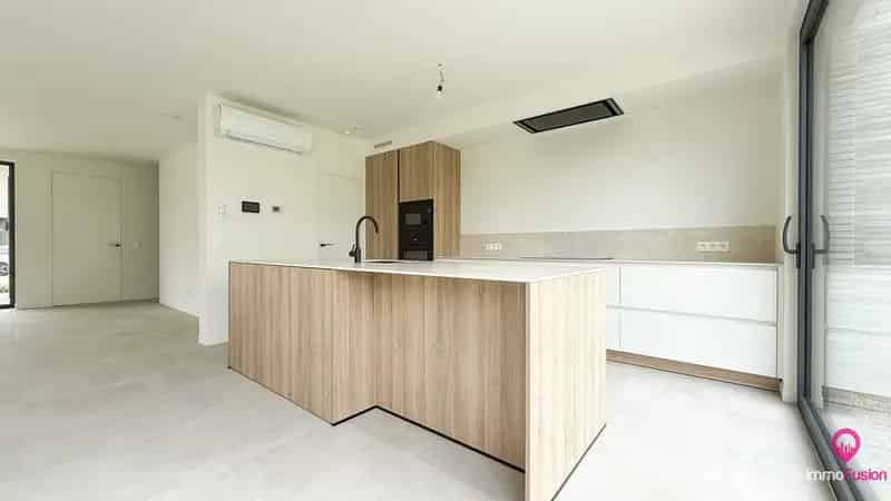 Rustig gelegen moderne nieuwbouwwoning met 3 slaapkamers!