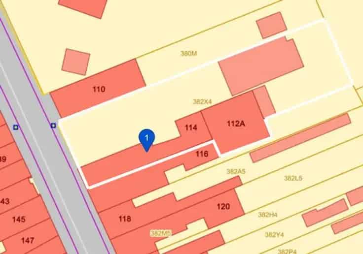 Huis Te Koop Lokeren: Te renoveren woning 930m² met garage