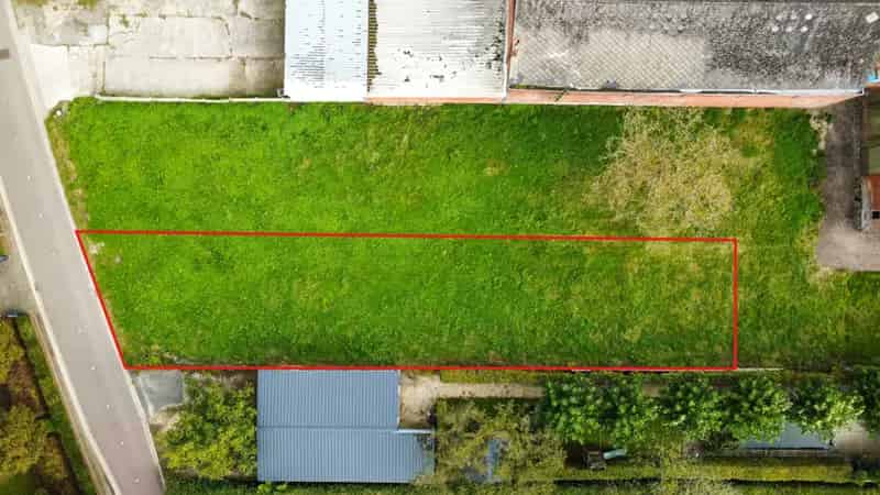 Bouwgrond halfopen bebouwing in het centrum van Werchter