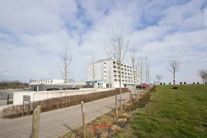 Garagebox te Huur Nabij Haven - Ruim en Vlot Inrijdbaar