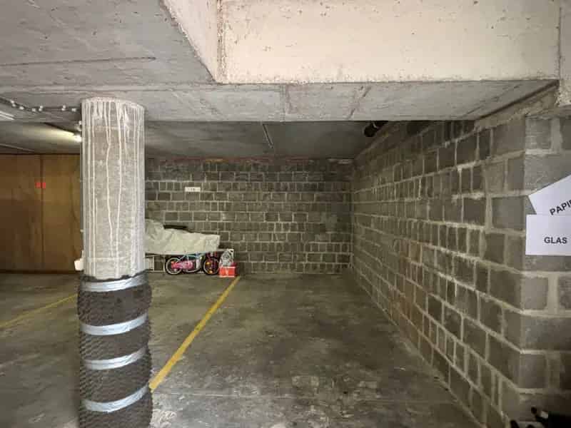 Parkeerplaats Te Koop , Klemskerke, West-Vlaanderen