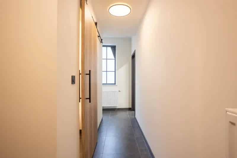 Uniek energiezuinig pakhuis met loftgevoel!