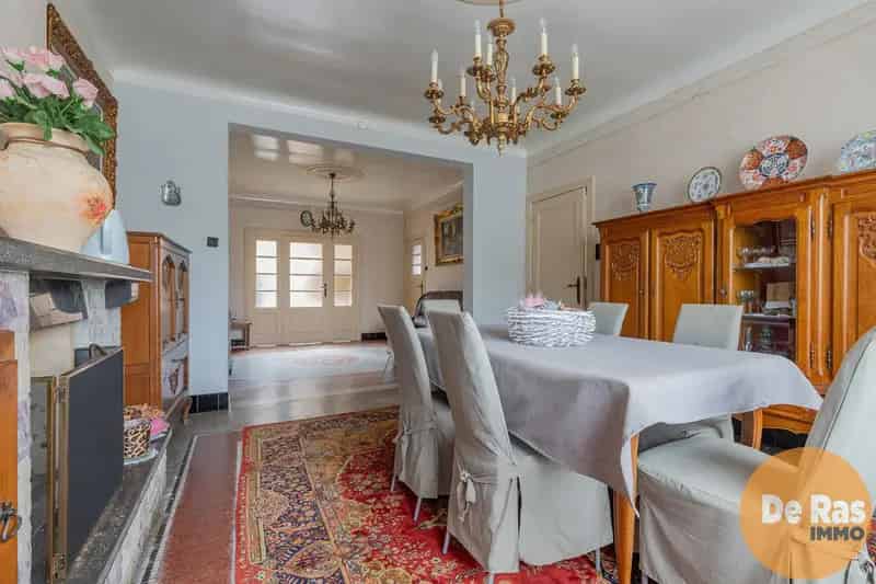 BURST - Te renoveren woning met tal van mogelijkheden