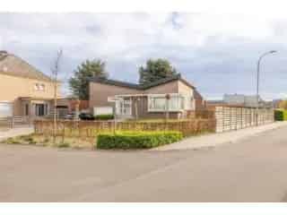 Huis te koop Geel - Ruime gezinswoning met 3 slaapkamers en garage