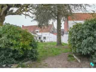 Huis te koop Oostrozebeke 4 slaapkamers garage tuin