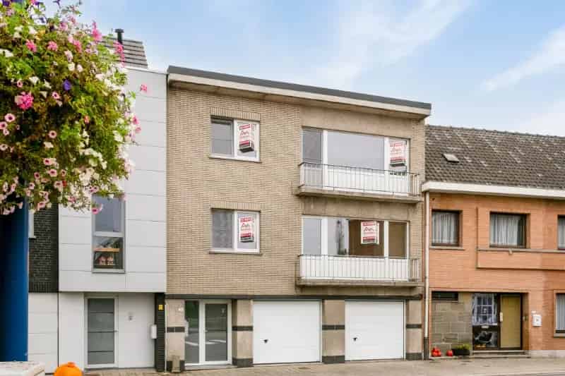Opbrengsteigendom te koop in Buggenhout