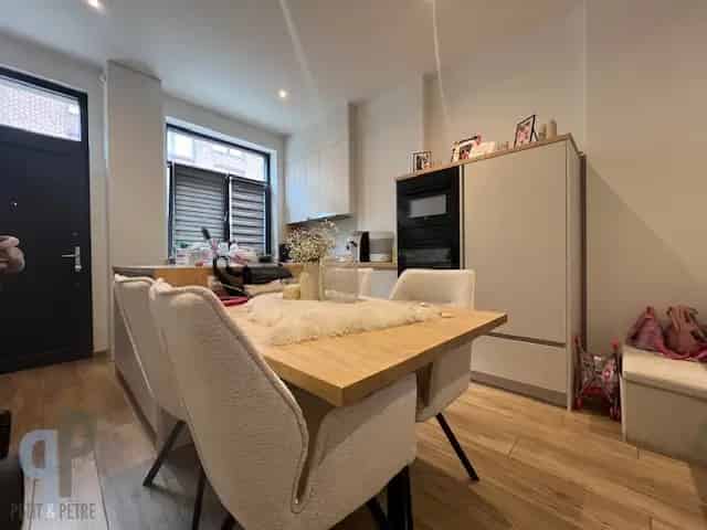 Huis te huur Zottegem: gerenoveerde woning met tuin