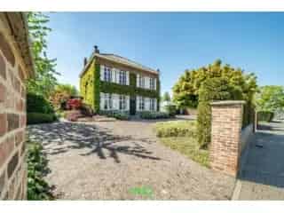 Huis te koop Celles - Charmante woning met moderne uitbreiding en 1ha grond