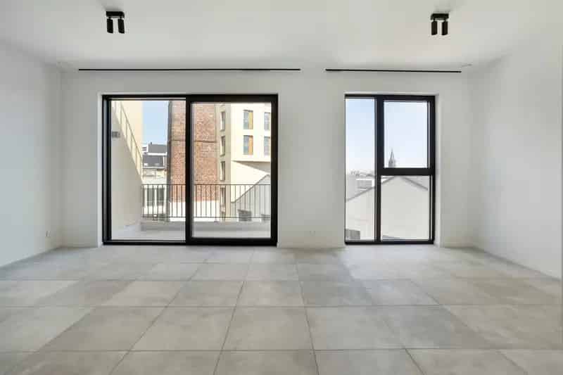 Antwerpen Appartement te Huur 2 slaapkamers terras parking