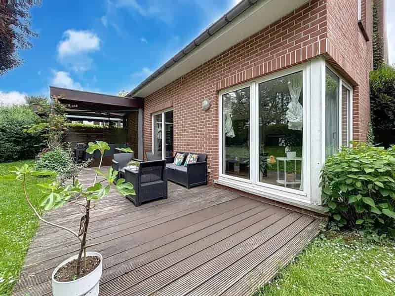 Ruime Villa te Koop in Jezus-Eik