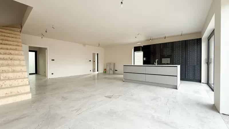 Volledig instapklare nieuwbouwwoning met 3/4slpk te Koersel!
