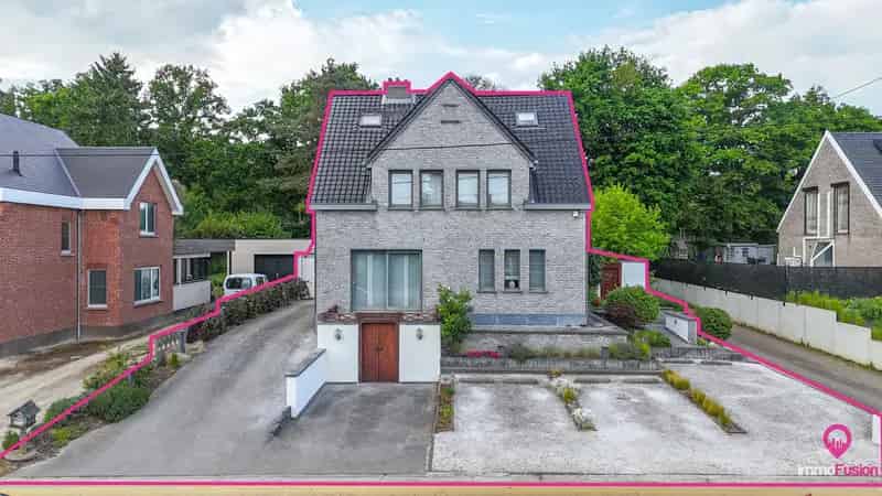 Huis te koop Lummen 4 slaapkamers 3 badkamers grote tuin