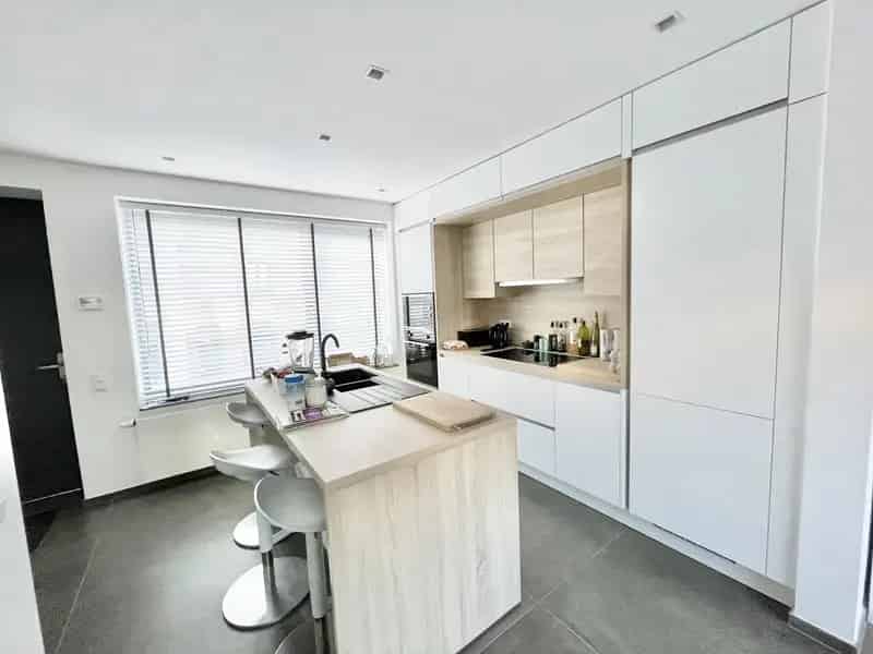 Huis te Koop Ukkel 4 slaapkamers gerenoveerd