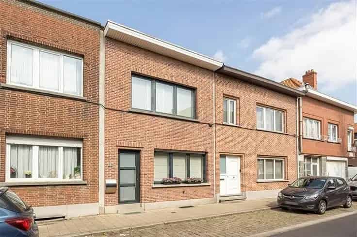 Huis Te Koop Merksem: Instapklare Eengezinswoning