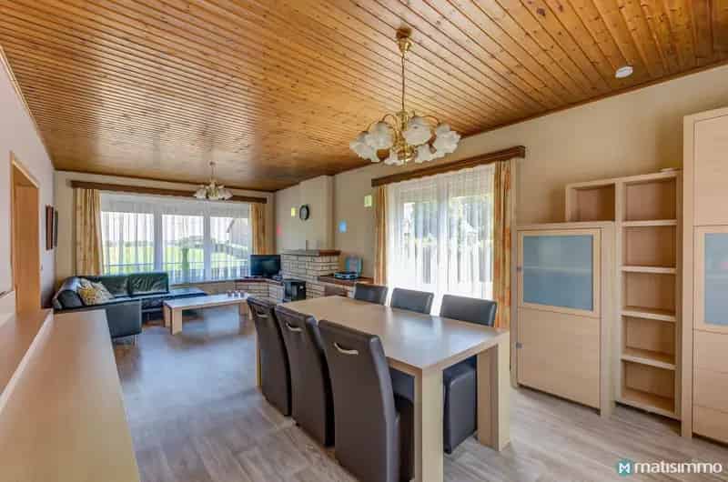 VRIJSTAANDE EENGEZINSWONING MET ZUIDWESTELIJK GEORIËNTEERDE TUIN VAN 690 M2
