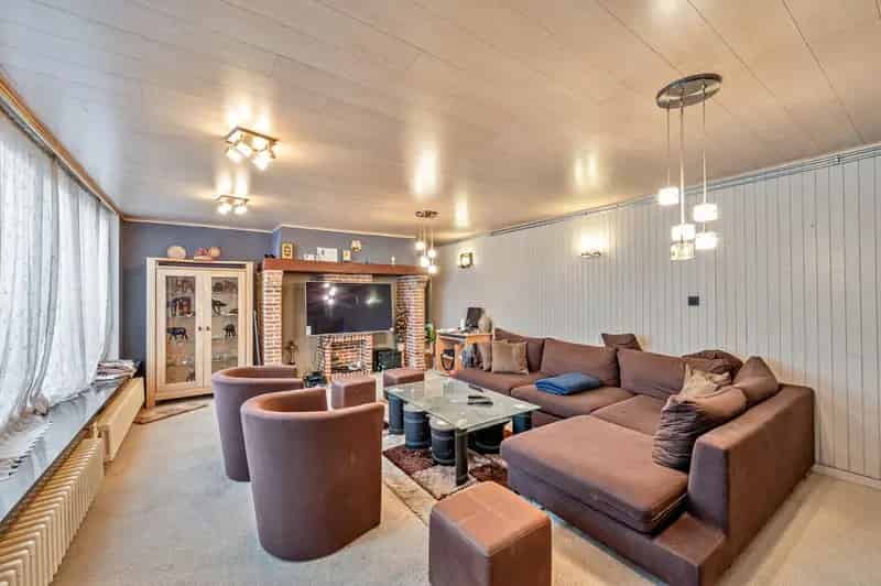 Ruim appartement met grote tuin op rustige locatie