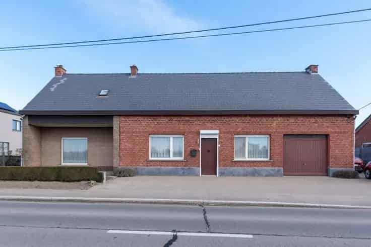 Huis Te Koop Ruime Te Renoveren Woning 193m2 12a30