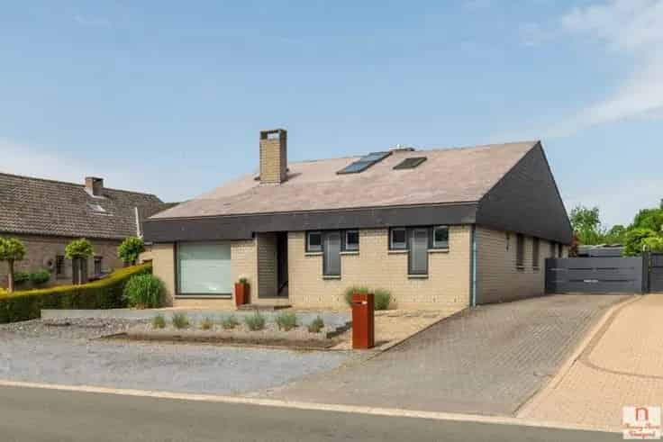 Huis Te Koop: Ruime gezinswoning met 6 slaapkamers in Koersel