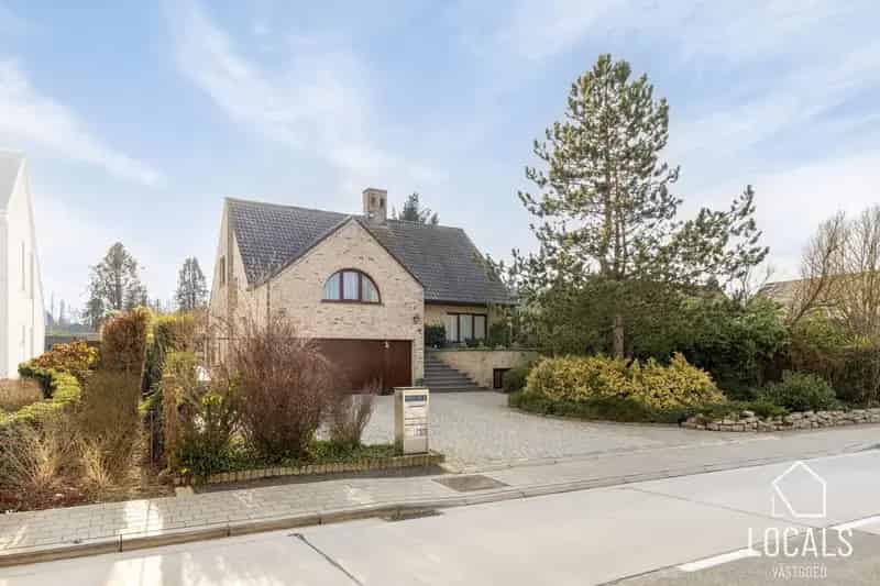 Villa + prof. werkruimte op toplocatie!