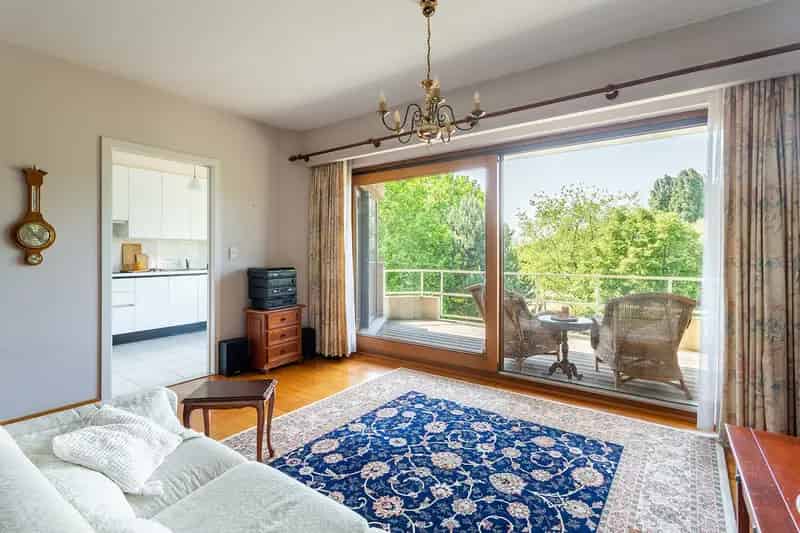 Ruim en goed onderhouden appartement 8512065