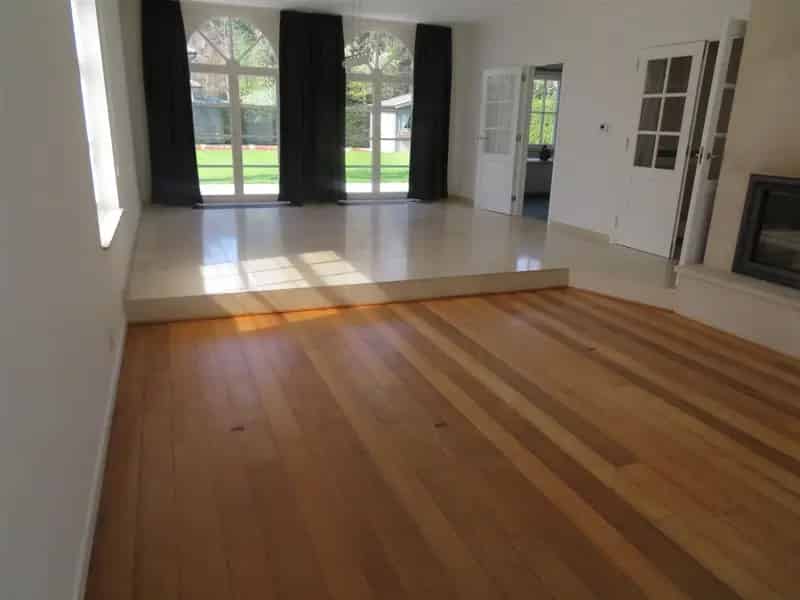 Instapklare villa met 4 slaapkamers én airco in Brasschaat!
