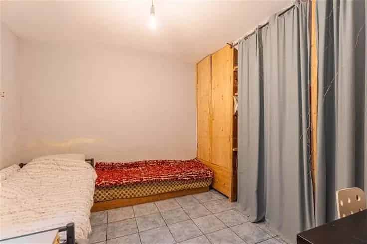 Te renoveren stadswoning nabij Hasselt