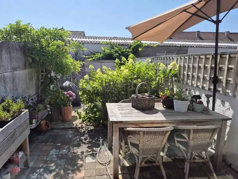 Brugge: sympathieke woning met 2 slpk nabij de Coupure