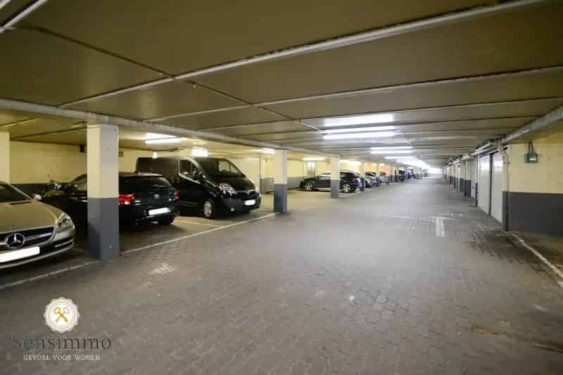 Ondergrondse autostaanplaats in het hart van Genk – Rootenstraat 25 (Shopping 2)