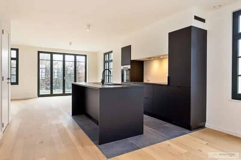 Grote nieuwbouwwoning met 4 slaapkamers