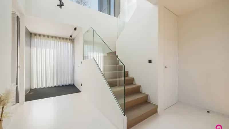 Luxe villa met poolhouse en hoogwaardige materialen!