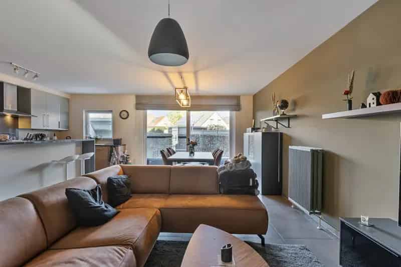 Recent gelijkvloers appartement mét tuin & zongericht terras