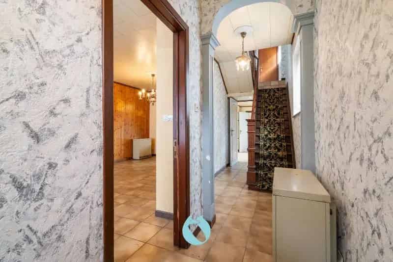 Ontdek deze woning gelegen op een royaal perceel van 646 m²