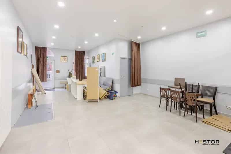 Handelspand met Duplex Appartement Sint-Niklaas