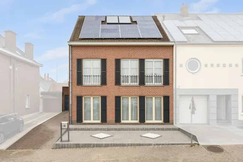 Centraal gelegen HOB met praktijkruimte