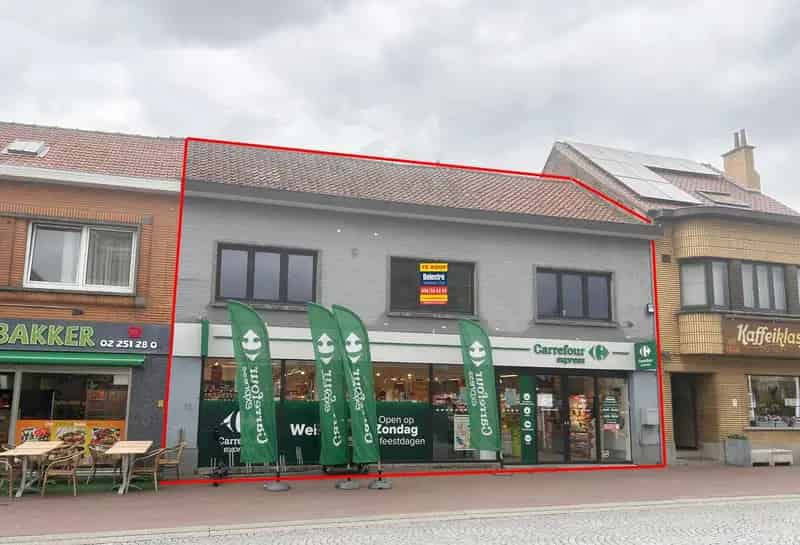 INVESTERINGSEIGENDOM VERHUURD AAN CARREFOUR EXPRESS