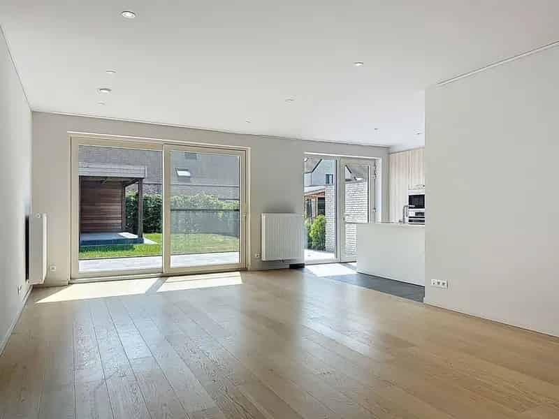 Luxueus afgewerkte driegevel-villa met 5 slaapkamers