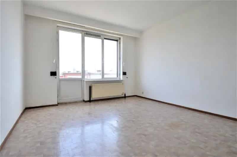 Appartement Met 2 Slaapkamers En Garage, Met Zicht Op Park