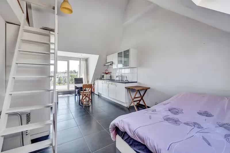 Appartement te huur Aalst: Instapklare studio met ruim terras