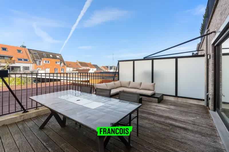 Ruim en recent (EPC A) appartement met 3 slaapkamers, 2 zonneterrassen en optie garage in Leffinge