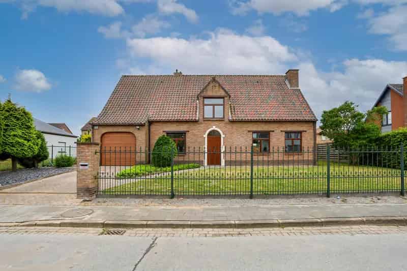 Huis te huur nabij scholen en winkels