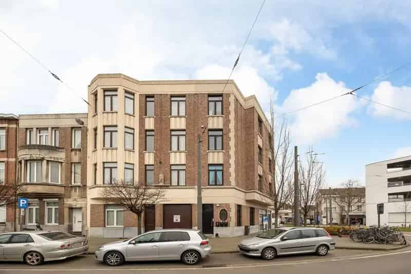 Appartement te koop Antwerpen 2 slaapkamers 82m² gerenoveerd