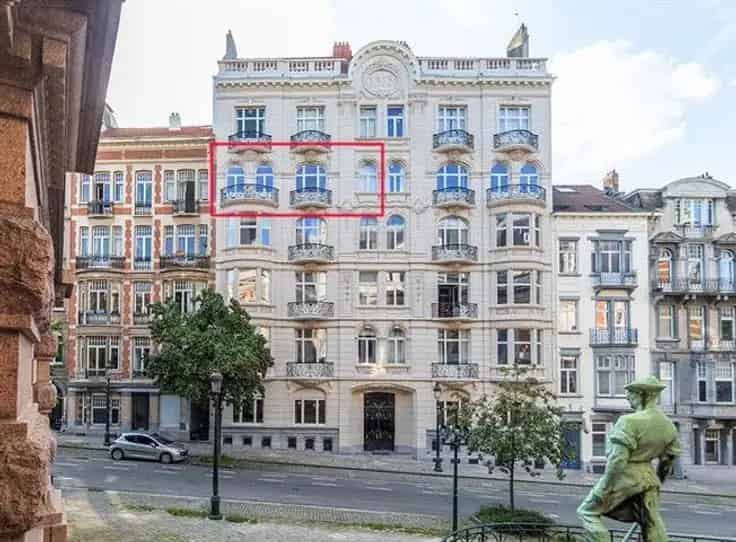 Appartement Te Koop Sint-Gillis - Luxe Flat Maurice Van Meenenplein