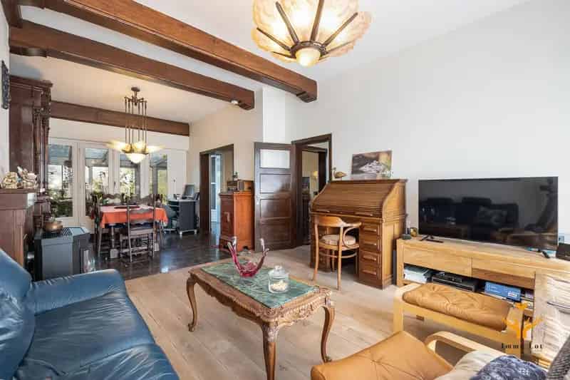 Karaktervolle woning met potentieel op 1.777m² in Kalken
